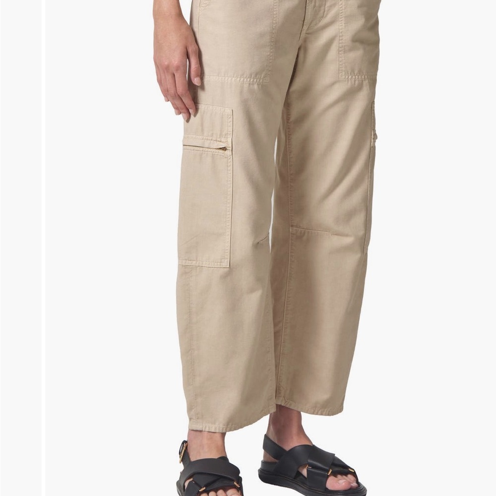 Citizen of Humanity Marcelle Cargo Pants in Taos Sand color size 24